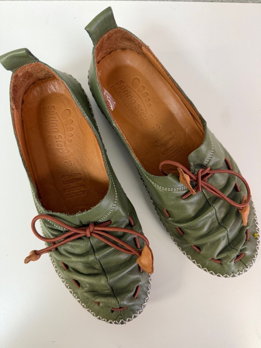 Brand New Spring Step Berna Green Leather Flats Shoe Size 36 (US 5.5-6)